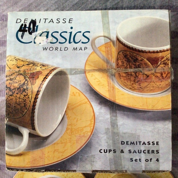 Set of 4 cups and saucers - Picture 9 of 9